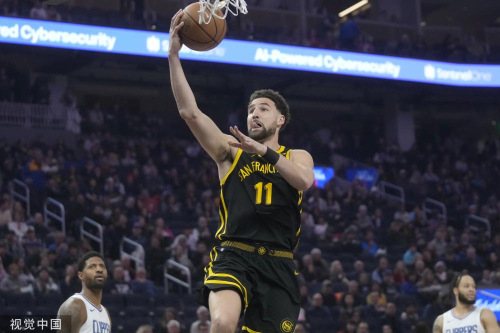 在此次全会 在此次全会