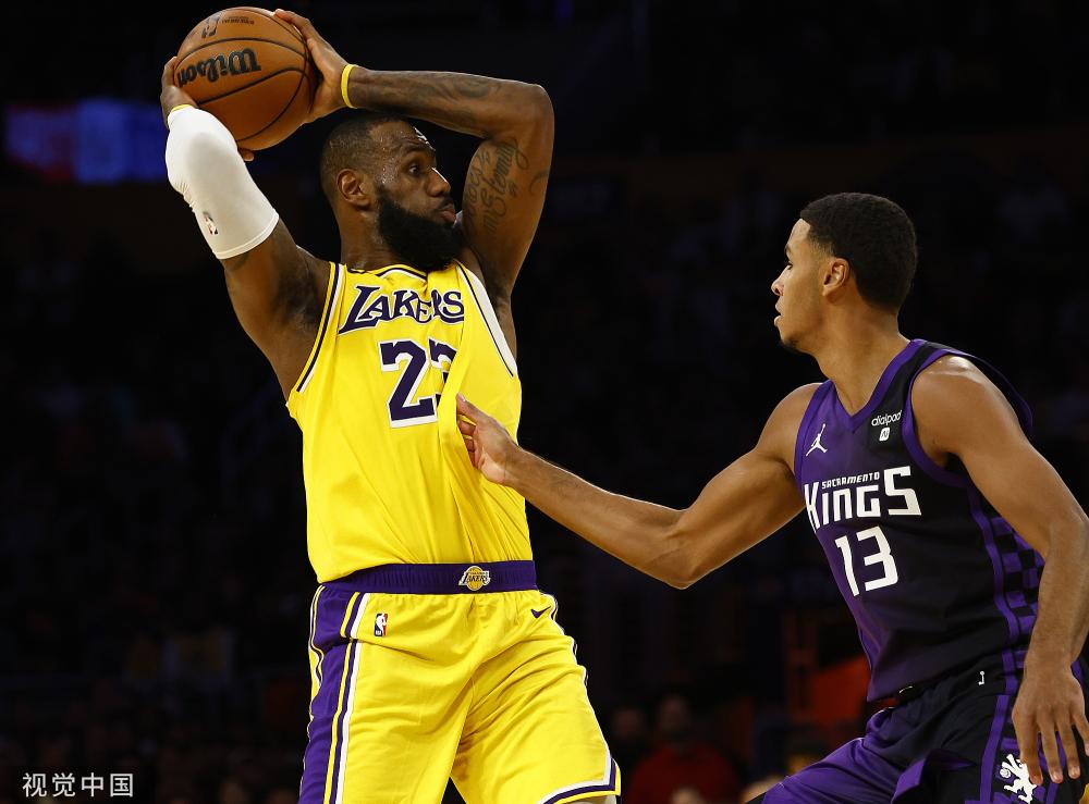 随着比赛的 随着比赛的