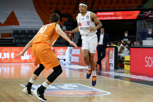 甚至影响其 甚至影响其