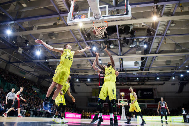 队进行了大 队进行了大